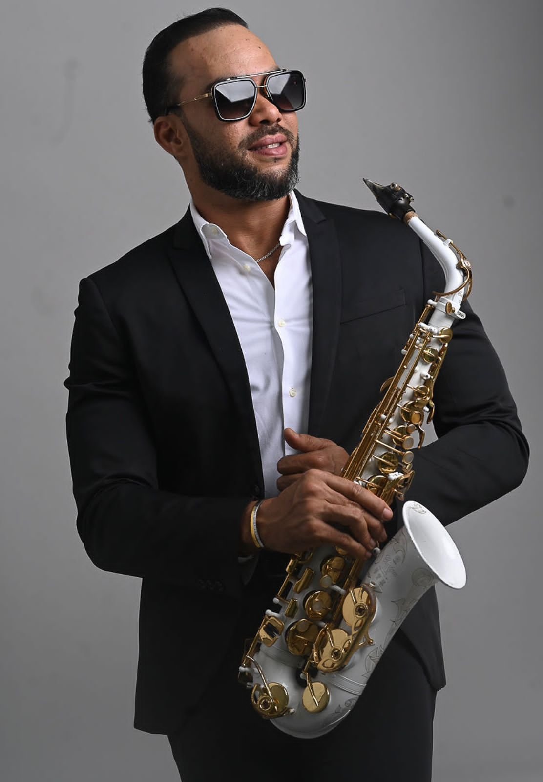 Frandy Sax recibe reconocimiento y emprende nuevos proyectos