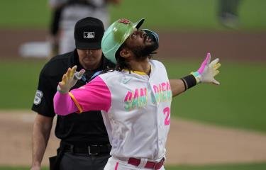 Tatis y Soto consiguen jonrones seguidos; Padres derrotan a Gigantes