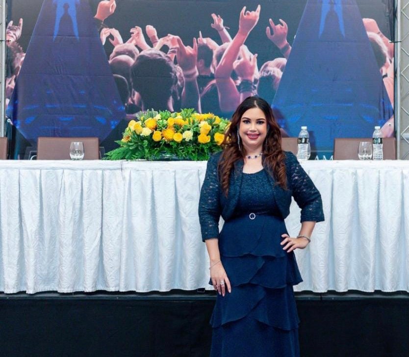 Marli Romero producirá la Alfombra de Premios Glamour Music Awards
