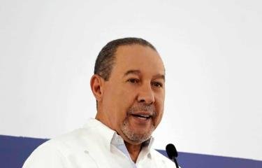 Once mil maestros serían reasignados en centros educativos para suplir el déficit
