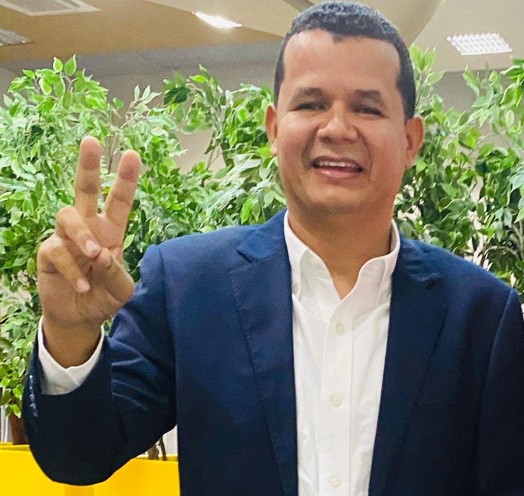 Precandidato a diputado del PLD solicita anular resultados de encuesta en Elías Piña