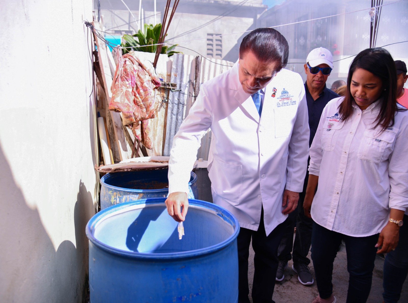 Ministerio de Salud continúa reforzando acciones contra dengue y pide a la población eliminar criaderos de mosquitos de sus entornos de manera permanente