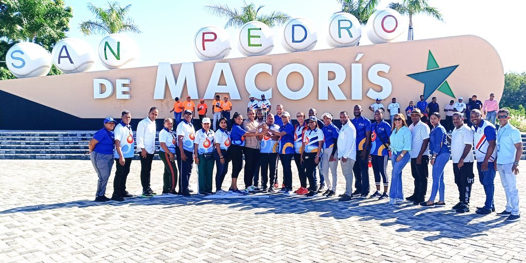 Realizan en San Pedro tercer recorrido de la antorcha de los X Juegos Escolares Deportivos Nacionales Barahona 2023