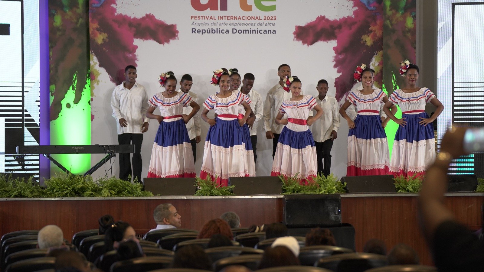 El Minerd y Rehabilitación celebran festival internacional Arte 2023