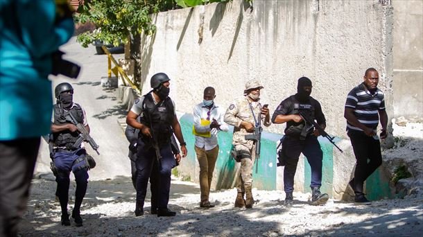 La policía haitiana mata a cuatro sospechosos y confisca armas