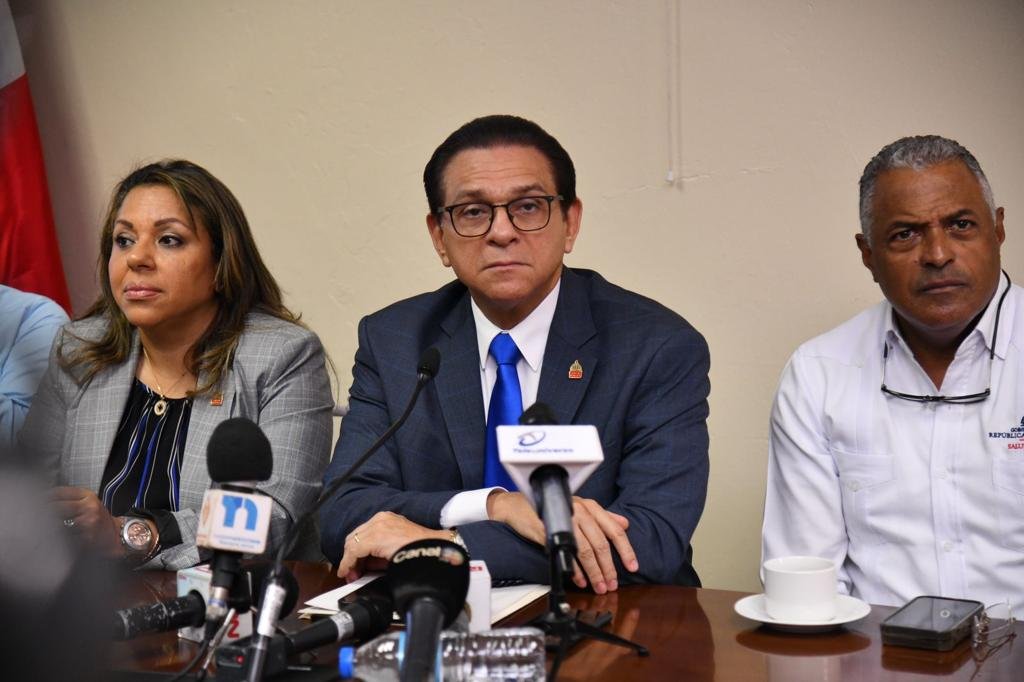 Ministerio de Salud Pública destaca reducción de casos de dengue en últimas cuatro semanas; virus respiratorios aumentan