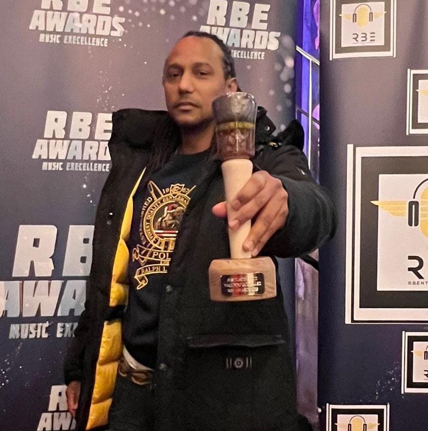 Dominicano Faqundo Gonzalez gana "Best Latin Act" en RBE AWARDS de Londres