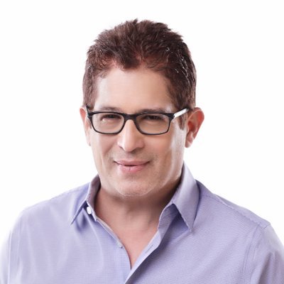 Ivan Ruiz , batuta y Constitución RTVD