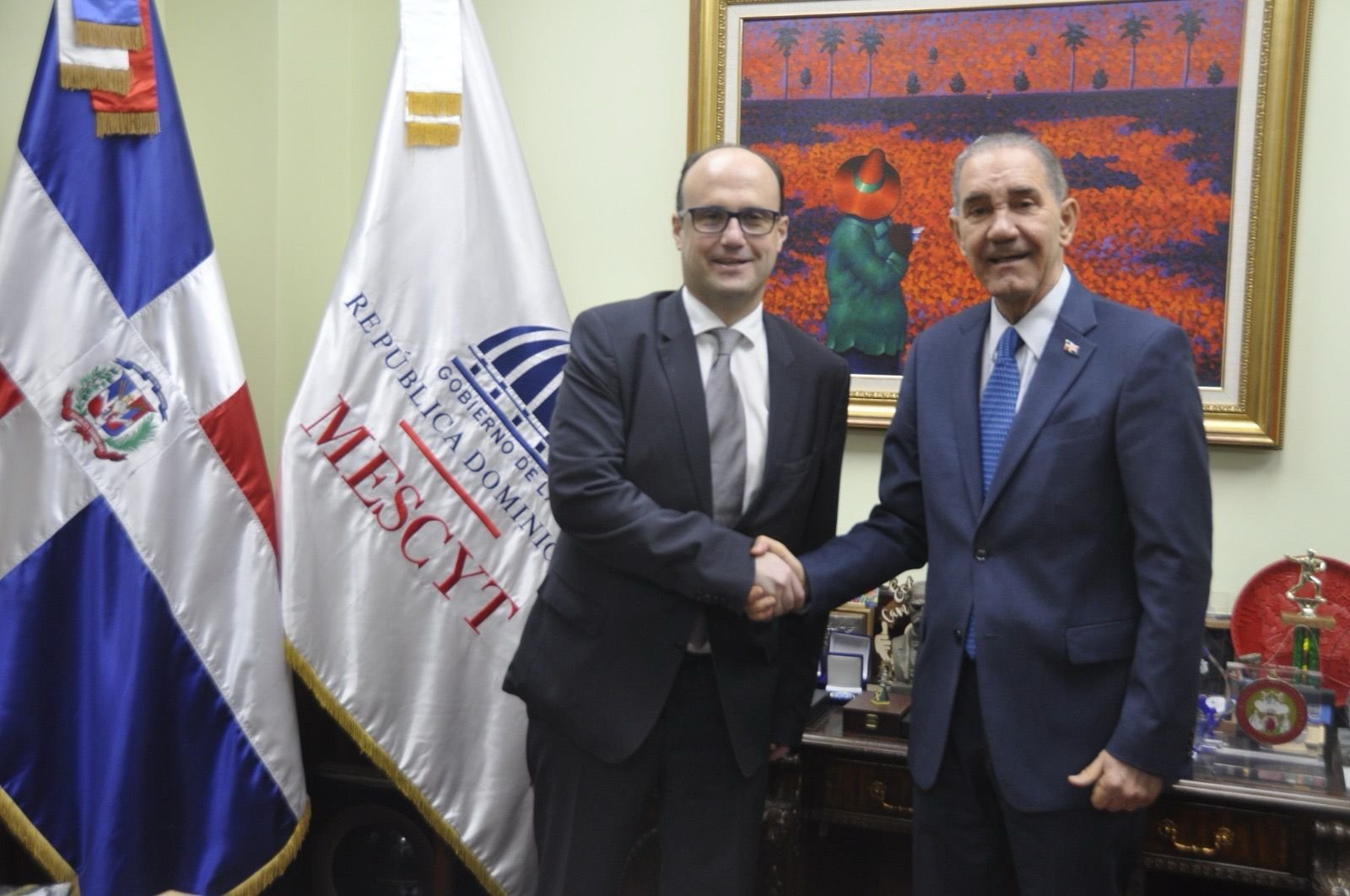García Fermín recibe delegación de la Escuela de Organización Industrial (EOI) a fin de incrementar la formación académica superior en los jóvenes dominicanos