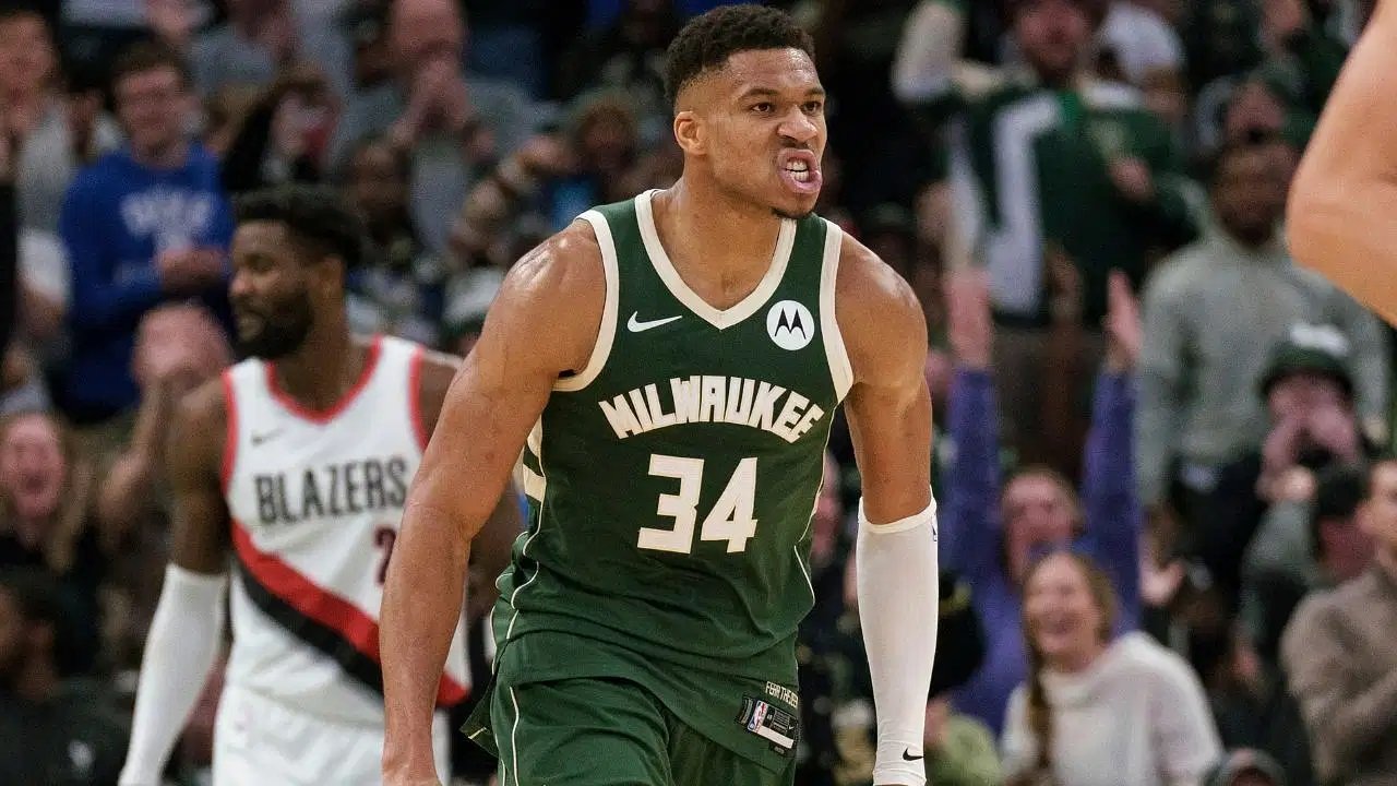 Los Bucks remontan 26 puntos ante unos Blazers con sed de venganza