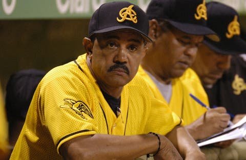 Exreceptor Tony Peña busca volver a dirigir en las Grandes Ligas