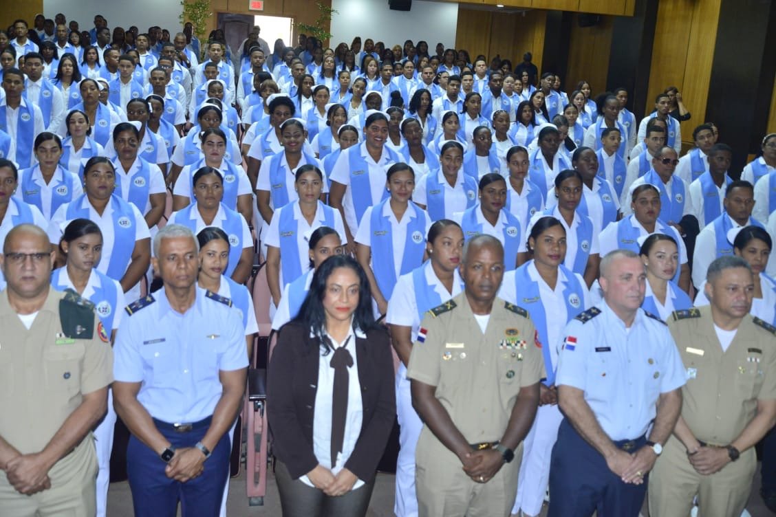 Escuelas Vocacionales de varios municipios de Nagua, gradúan 4,611 nuevos técnicos en distintas especialidades