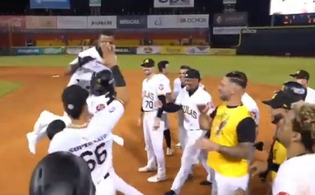 Las Aguilas se sacuden y vencen a los Gigantes; EO barre a Los Tigres