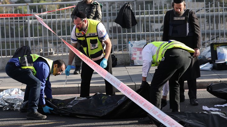 JERUSALEN: Hamas se atribuye tiroteo dejó 3 muertos y 6 heridos