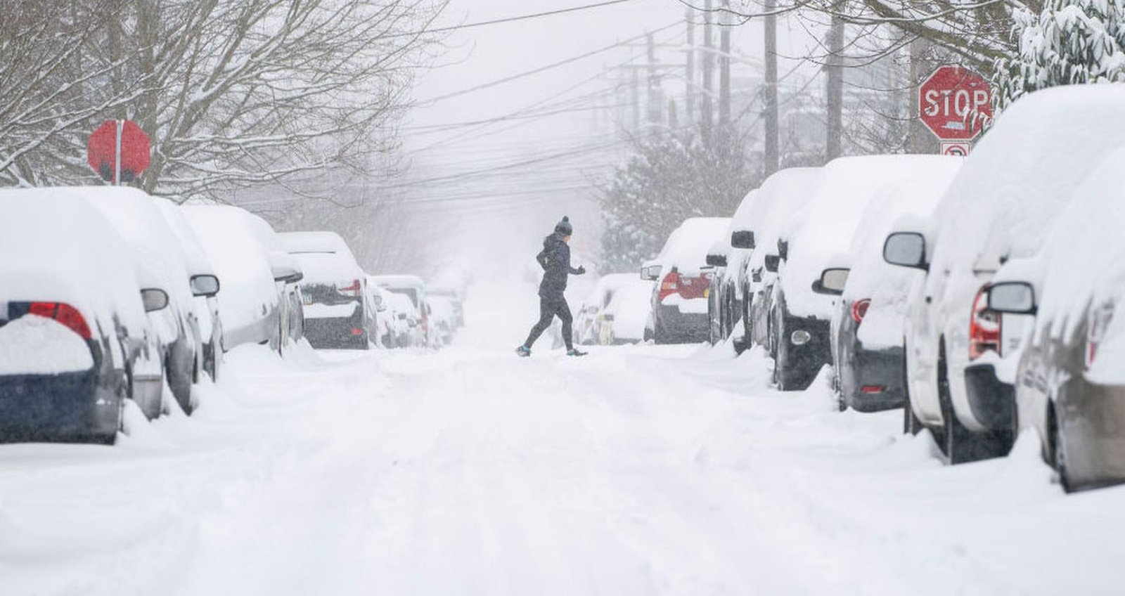 Fuertes nevadas castigan el noroeste de Estados Unidos