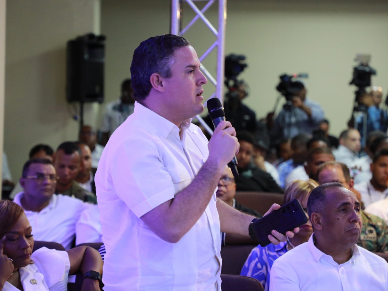 Presidente Abinader asegura nunca antes se había iniciado un proceso de transformación y de cambios tan amplio en los muelles del país, como ahora