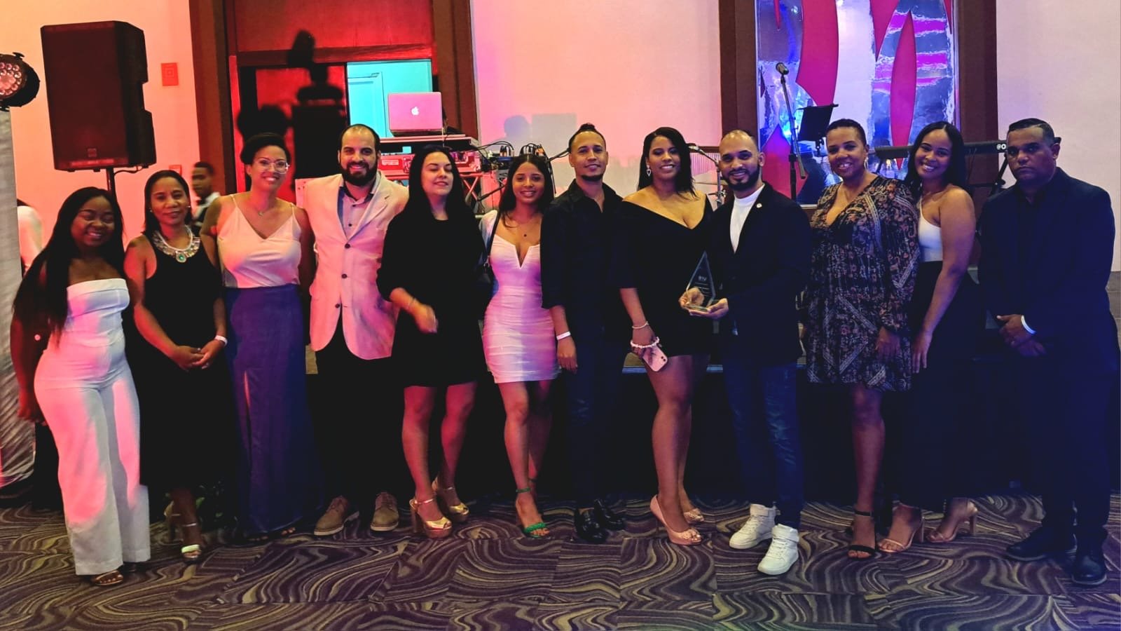 RIU reconoce a agencias turísticas de RD por su desempeño este año