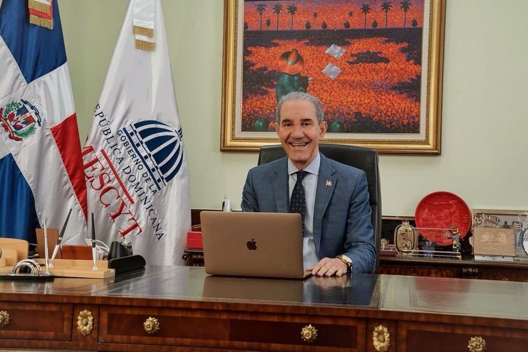Garcia Fermin envía emotivo mensaje a la comunidad educativa y a toda la población dominicana con motivado a las festividades navideñas