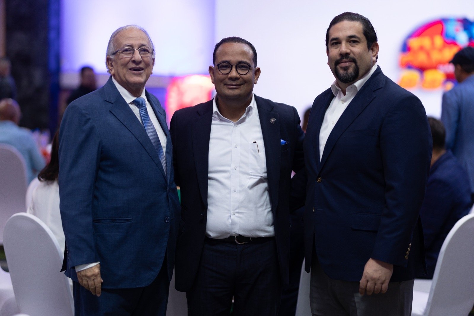 Nace nueva emisora en Santiago, República Dominicana: TU FAMILIA 88.5 FM y 89.9 FM