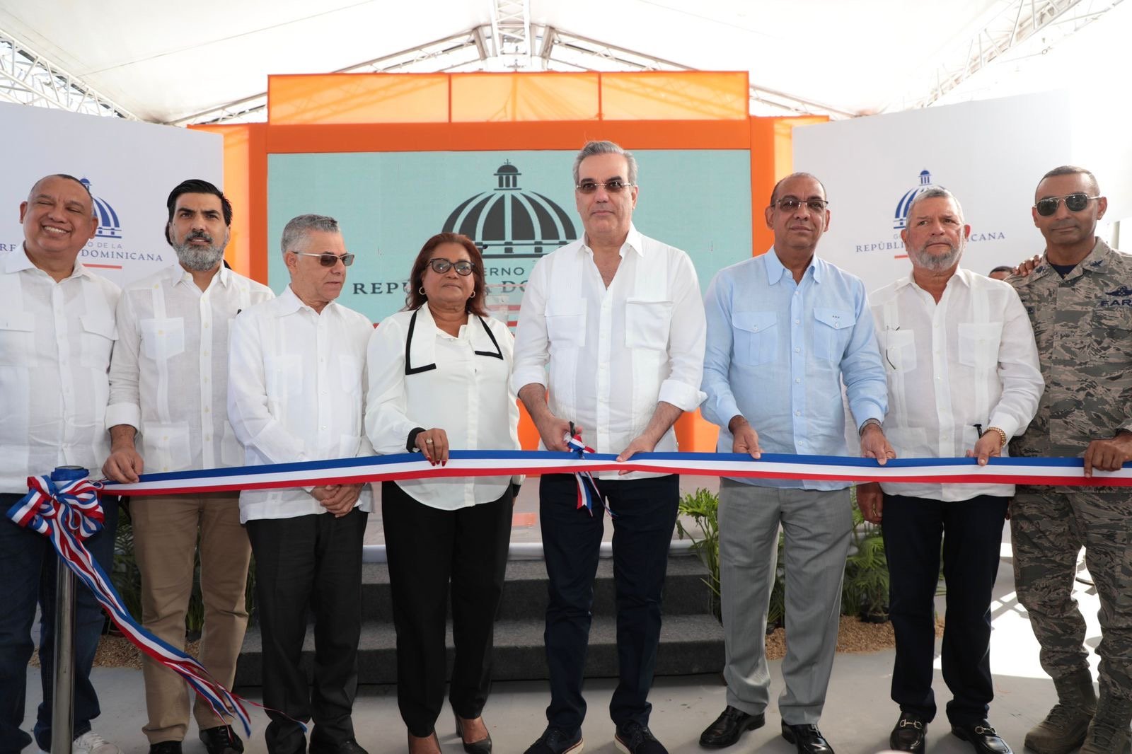 Presidente Abinader inaugura Avenida Freddy Beras Goico, antigua Hípica, que impacta a cerca de 400 mil personas