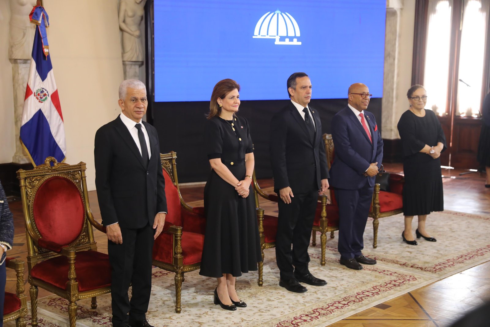 Vicepresidenta Raquel Peña juramenta los nuevos jueces del Tribunal Constitucional