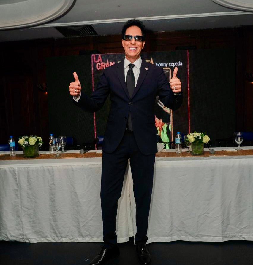 Bonny Cepeda con más de 200 artistas en escena en celebración 40 aniversario