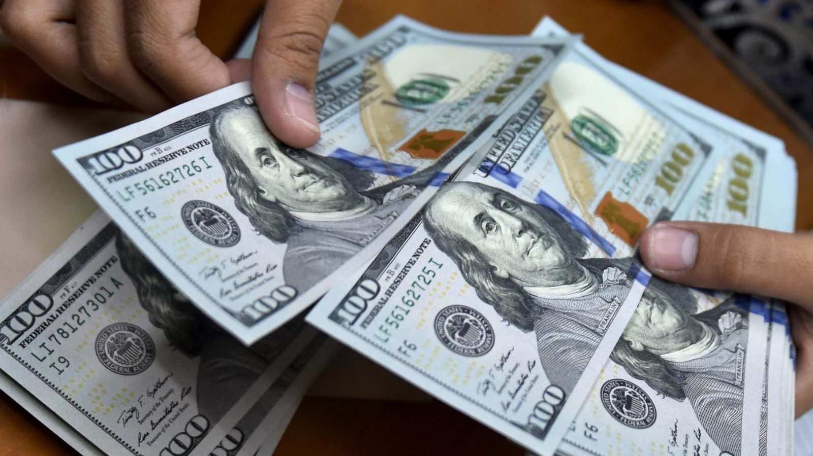El dólar se vende este jueves a 59.02 pesos dominicanos