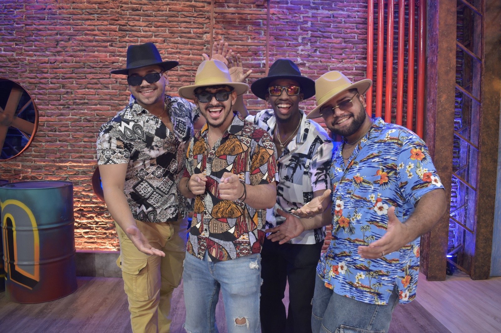 Mr. Tours trae el viaje a carnaval más divertido de la historia