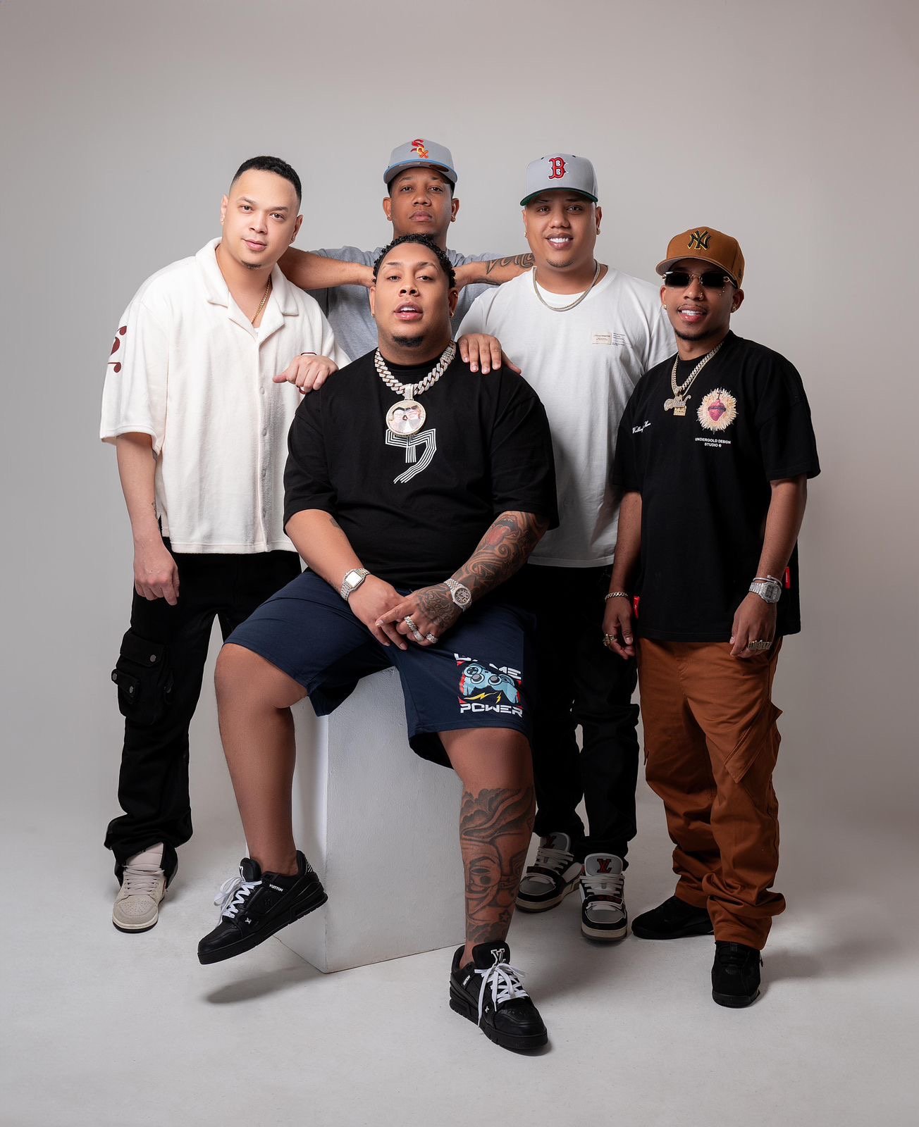 Bulin 47 se prepara para lanzar su primer álbum musical, mientras promueve tema junto al  puertorriqueño Myke Towers
