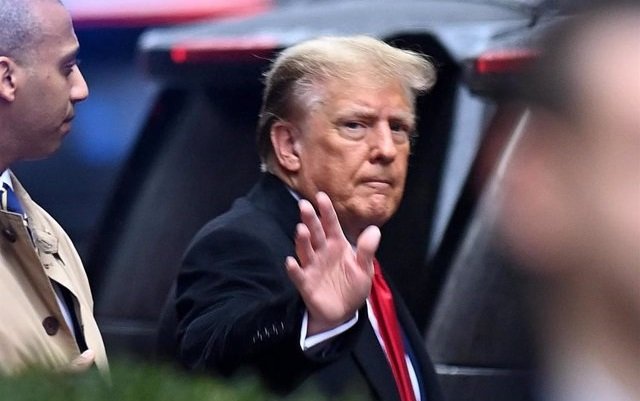 Tribunal condena a Trump pagar $83,3 millones dólares a Carroll