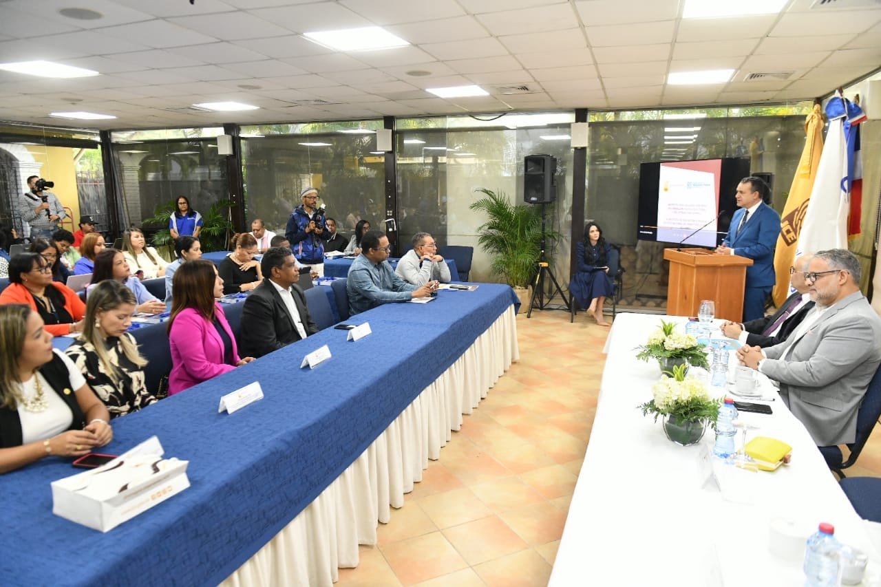 El IESPEC y el IES-ENMP capacitan a más de 200 fiscales electorales en Derecho Penal Electoral a nivel nacional