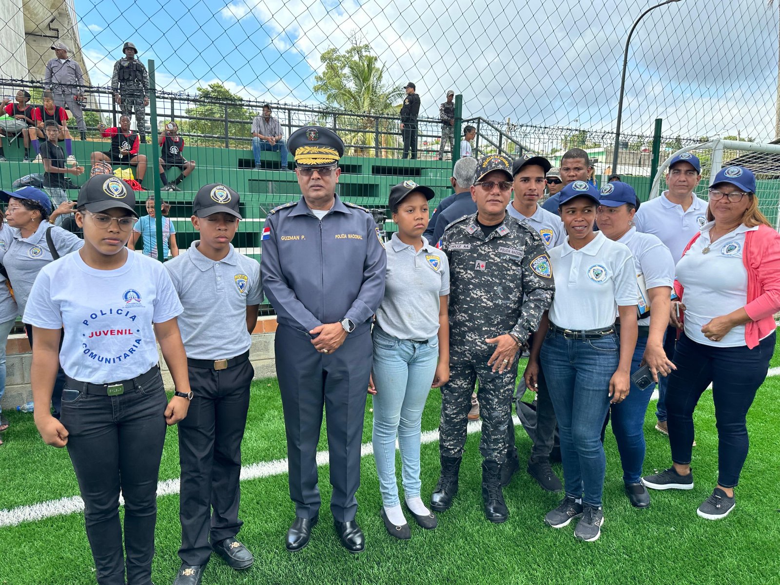 Director Policía Nacional y Policía Comunitaria, realizan importante encuentro sector Gualey