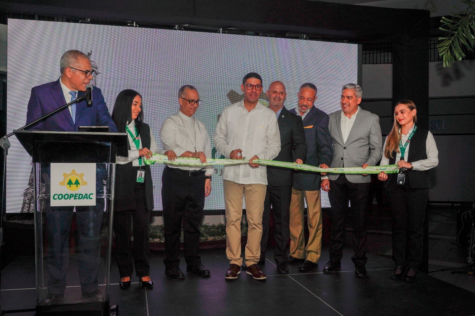 COOPEDAC inaugura oficinas en Santiago