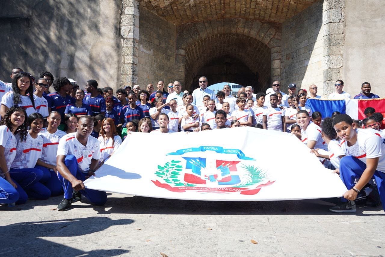 INEFI exhorta a los jóvenes documentarse y conocer la historia del Día de la Independencia