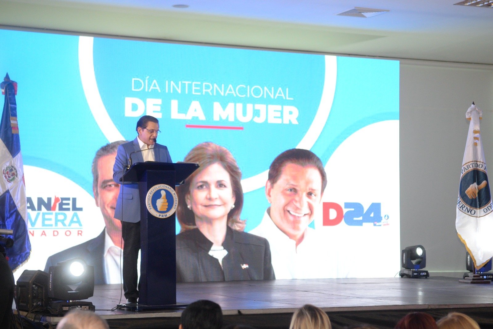La vicepresidenta Raquel Peña y Daniel Rivera resaltan espíritu emprendedor y luchador de la mujer
