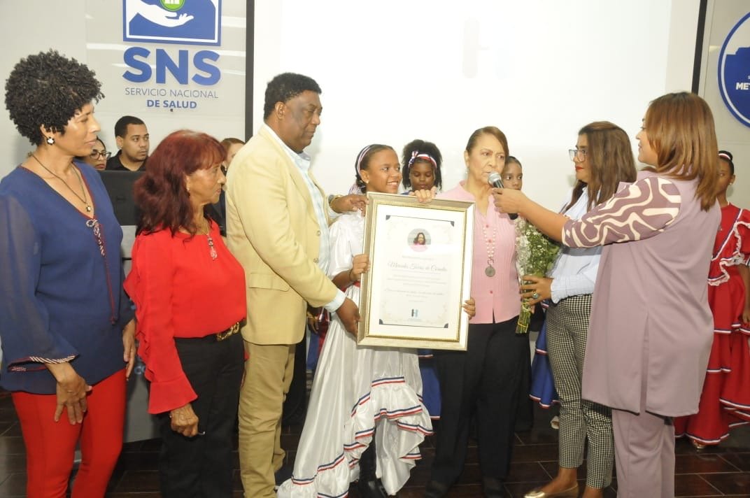 Filial Santo Domingo Este del SNTP y el Hospital, Doctor Darío Contreras auspician charla “Transformación de la Mujer de Hoy”