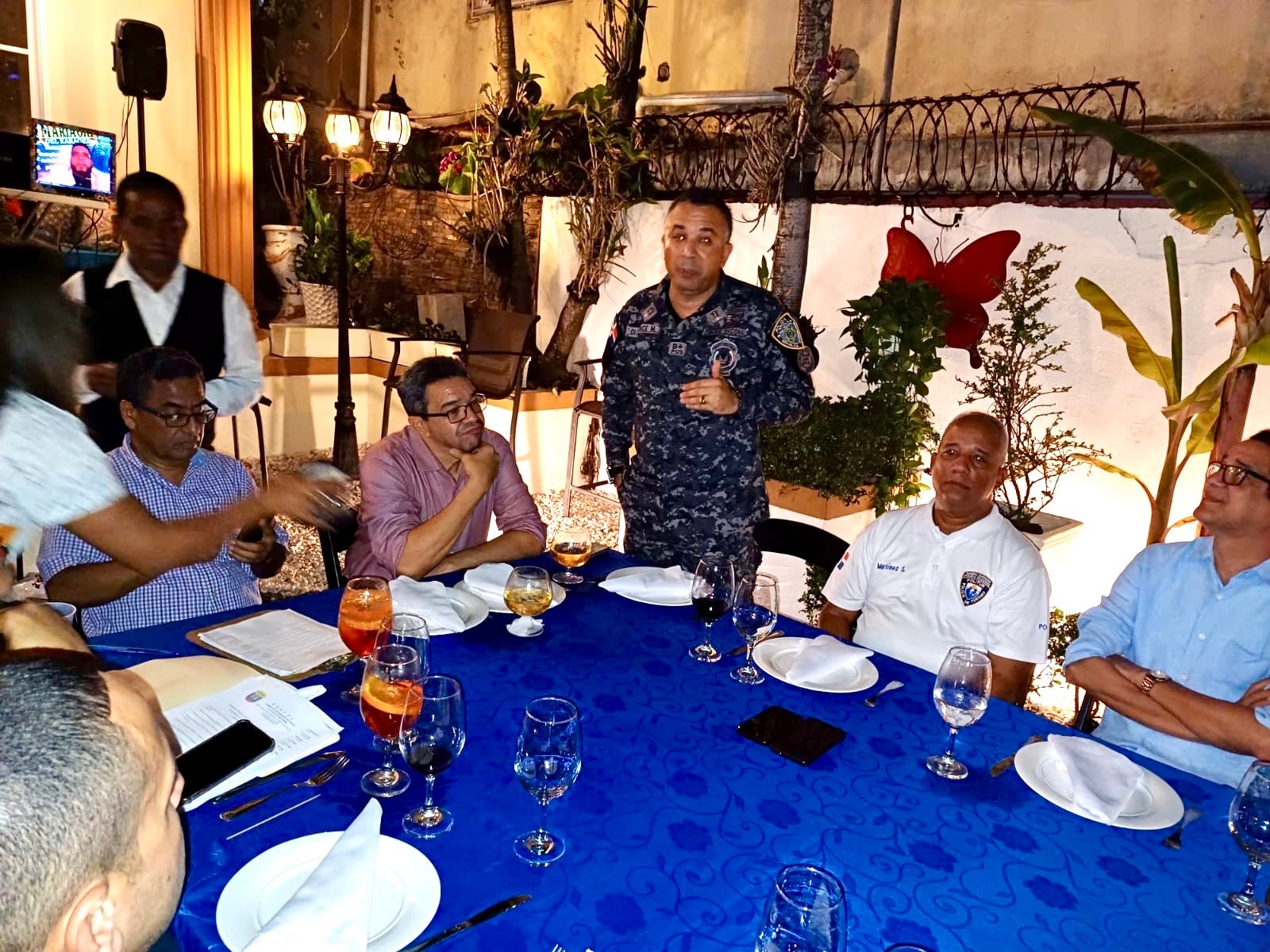 Comité de Apoyo COAPOL recibe al nuevo director regional de la PN en la Vega, General Orinzon Olivence Minaya
