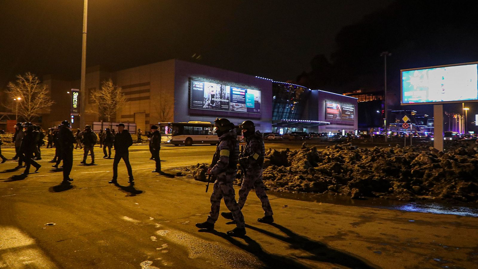 RUSIA: Aumentan a 182 muertos por atentado terrorista en Moscú