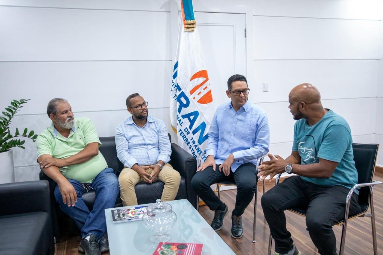 Directivos de Comtraboin y Compostran desmienten incremento de pasaje en rutas Bolívar-Independencia y Herrera- KM 9