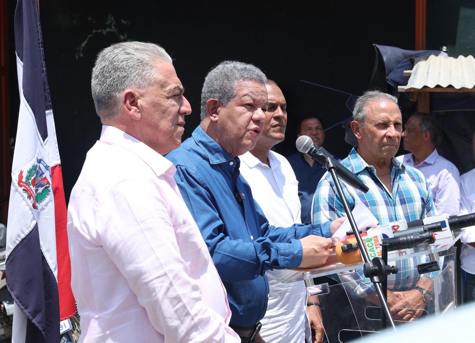 Leonel defiende soberanía dominicana; dice acusarnos de racistas "es un chantaje"