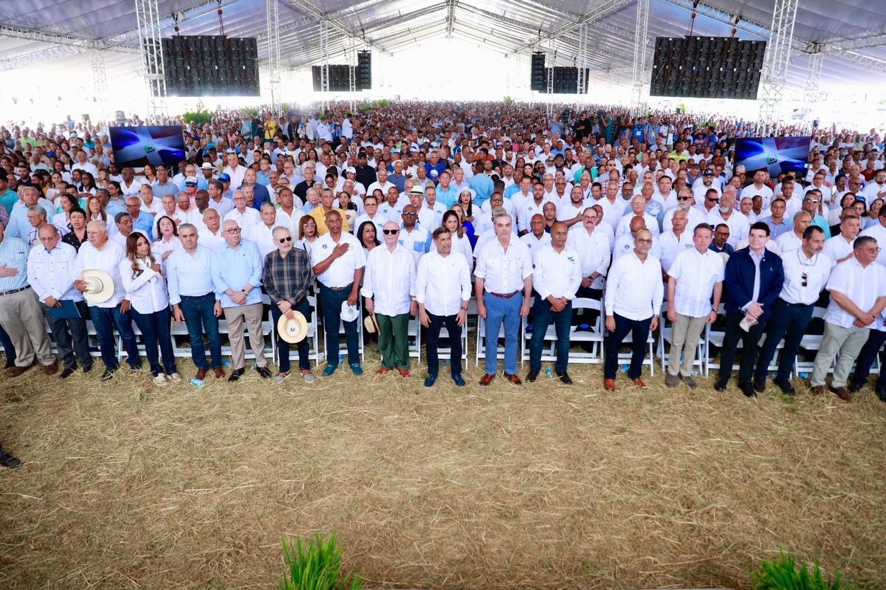 Más de 11 mil productores brindan su apoyo a la candidatura de Luis Abinader