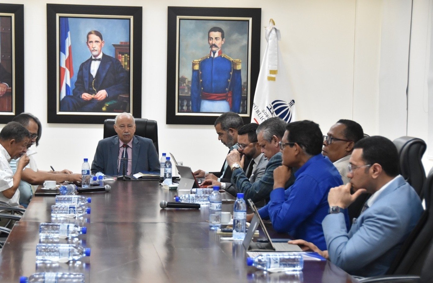 Ministerio de Educación exige a la ADP cese de paros de docencia en los centros educativos