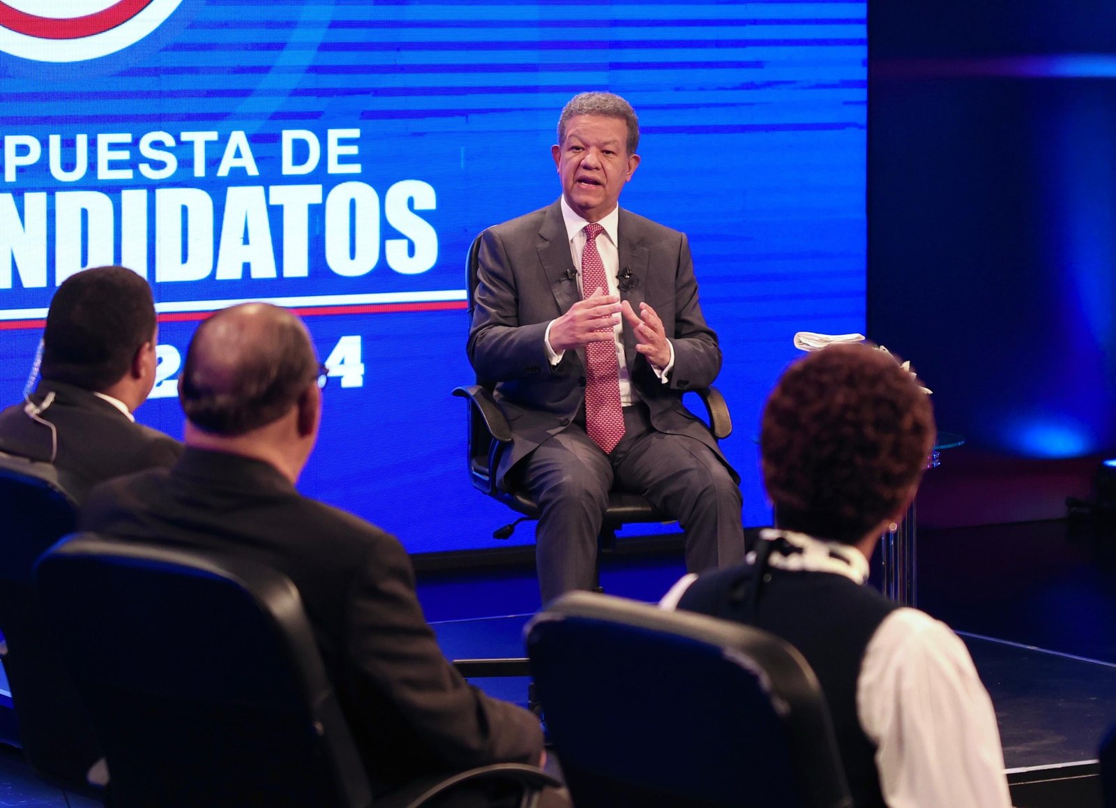 Leonel plantea plan para crear nuevos empleos como lo hizo en sus años de gobierno