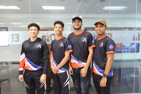 Estudiantes de SC que ganaron un concurso de la NASA son un vivo ejemplo de cómo el estudio lleva al éxito