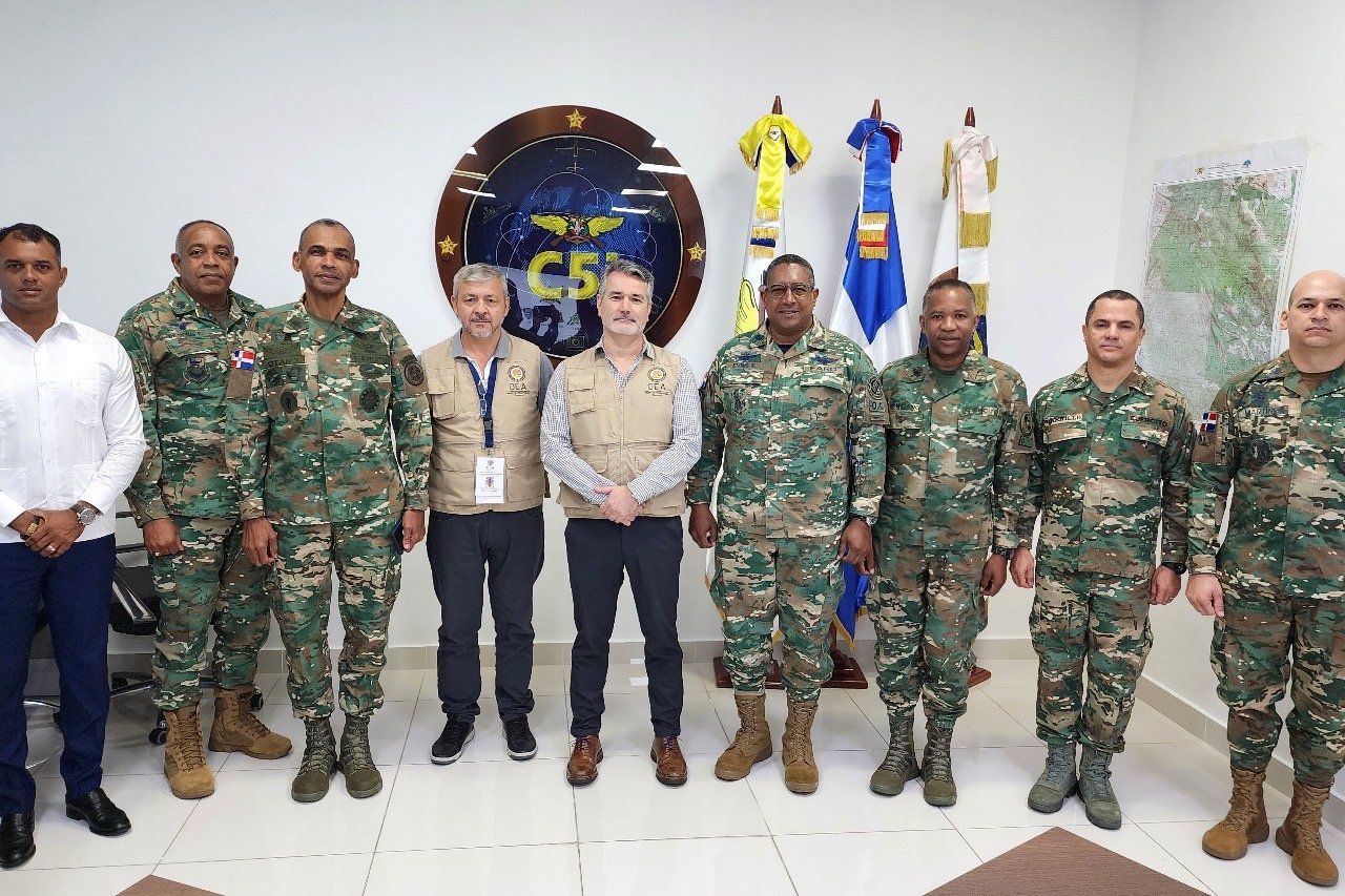 Observadores OEA se reúnen con autoridades Policía Militar Electoral