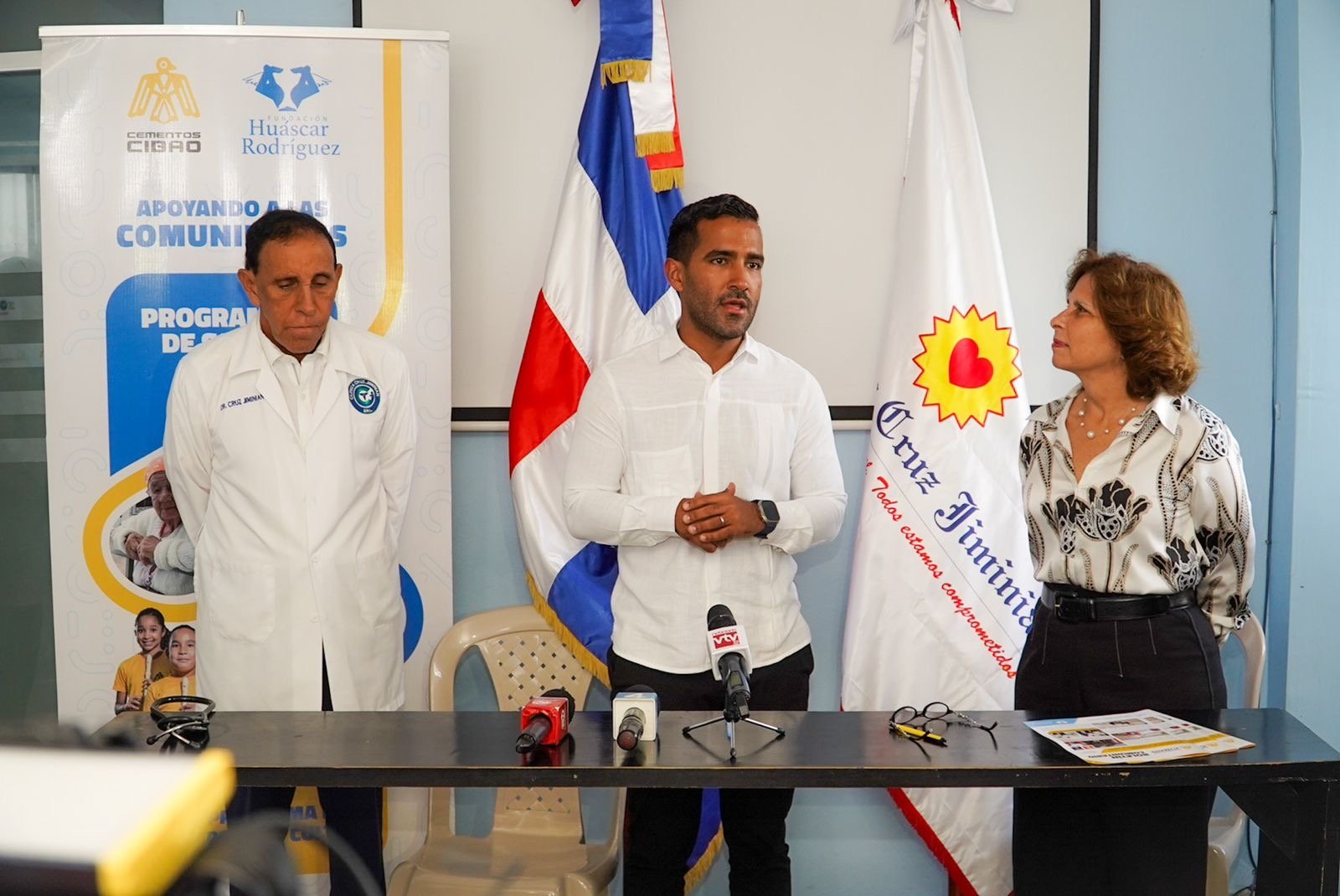 Las Fundaciones Huáscar Rodríguez Herrera y Cruz Jiminián se unen para Beneficiar a Diversas Comunidades 