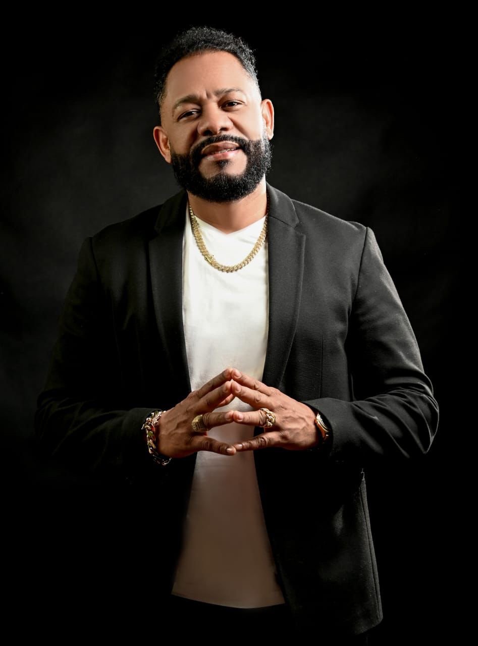 Pakolé invita a sus amigos a celebrar su 10mo aniversario como salsero en Hard Rock Café Santo Domingo