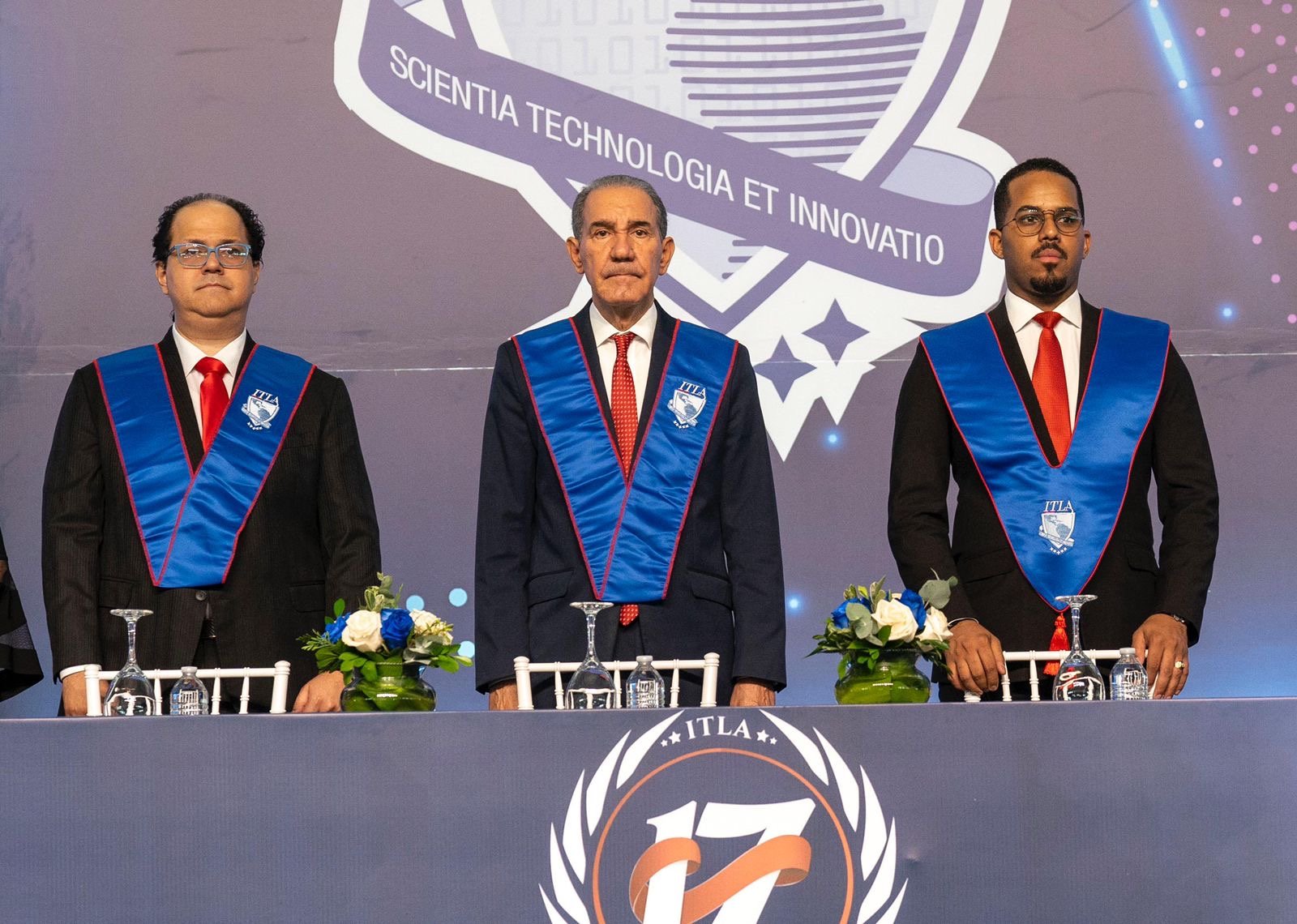 ITLA gradúa 608 nuevos profesionales en tecnologíal, se invistieron los tres primeros egresados de Informática Forense del país 
