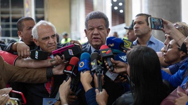 Leonel pide transparencia en conteo de votos en Venezuela y solicita publiquen todas las actas de escrutinio