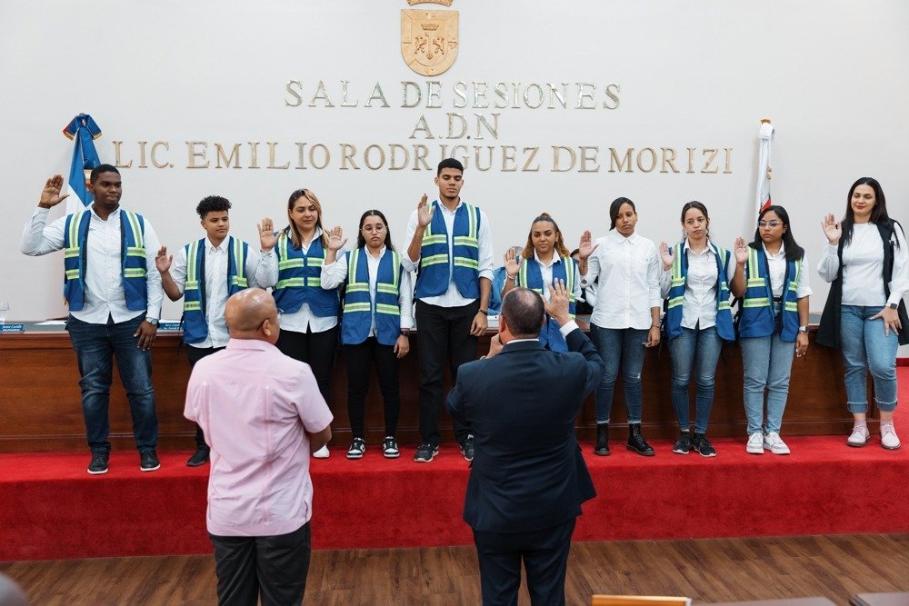 Alcaldía del Distrito Nacional designa nuevos inspectores de Planeamiento Urbano